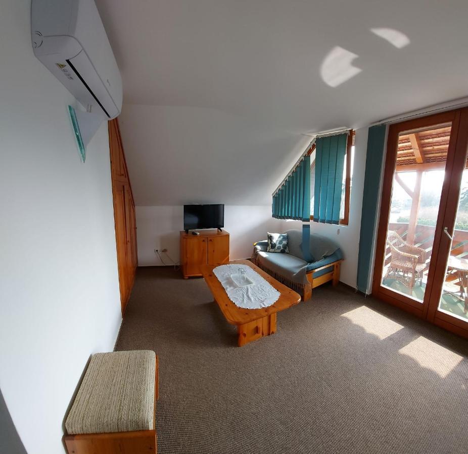 Emil Porta Otel Balatongyörök Dış mekan fotoğraf