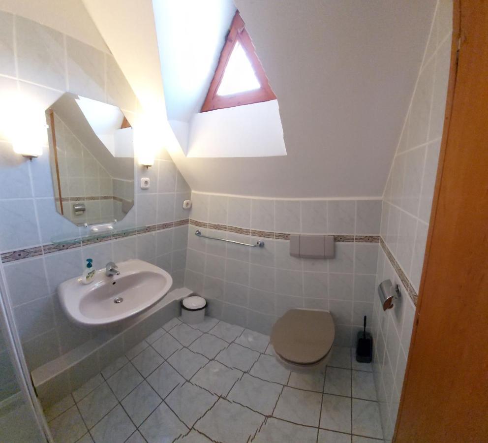 Emil Porta Otel Balatongyörök Dış mekan fotoğraf