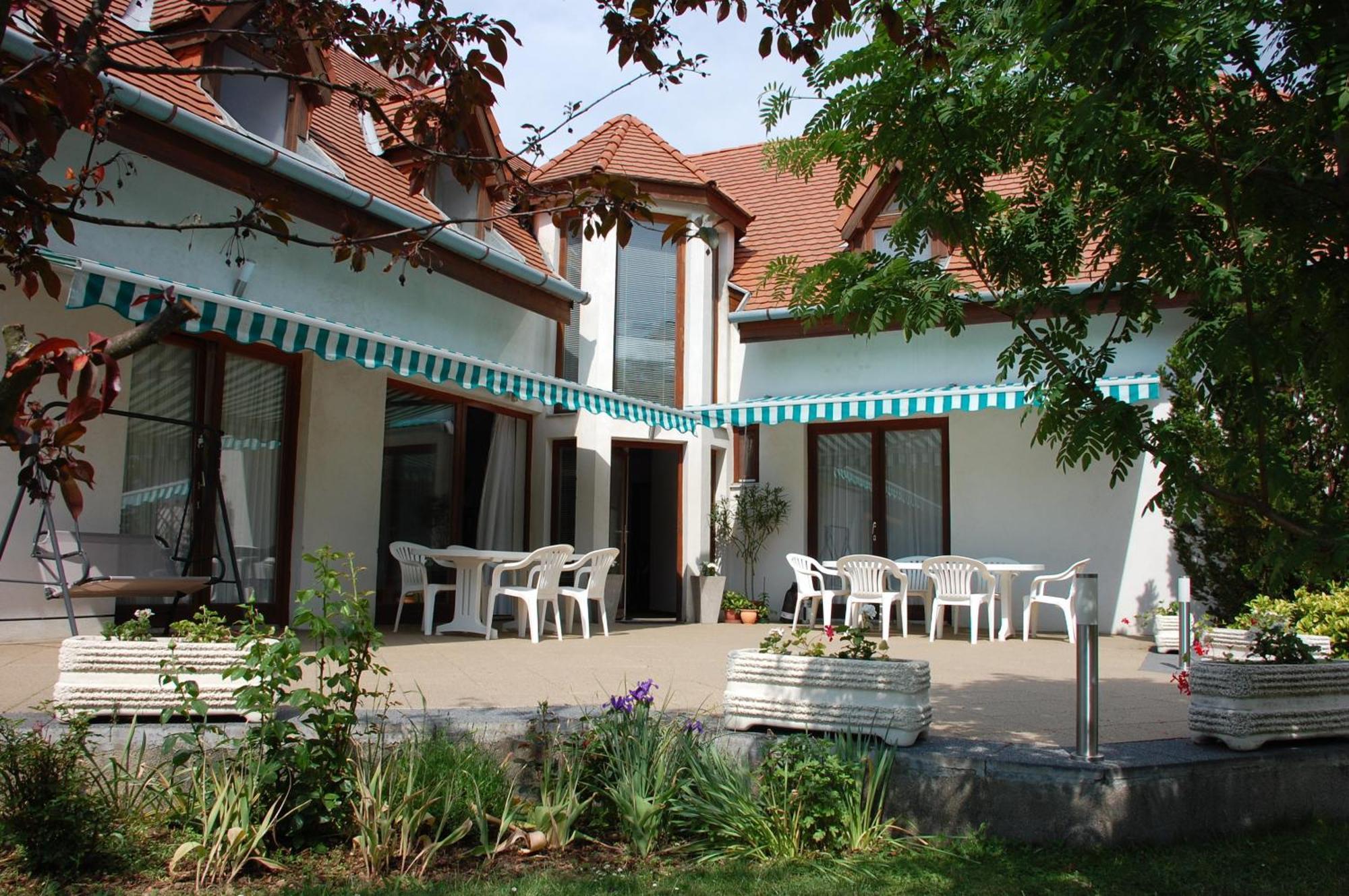 Emil Porta Otel Balatongyörök Dış mekan fotoğraf